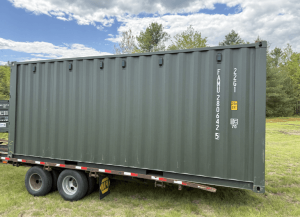 20 x 8 x 8.5 Green Shipping / Storage Container β shipping container product photo | Prime Containers Canada